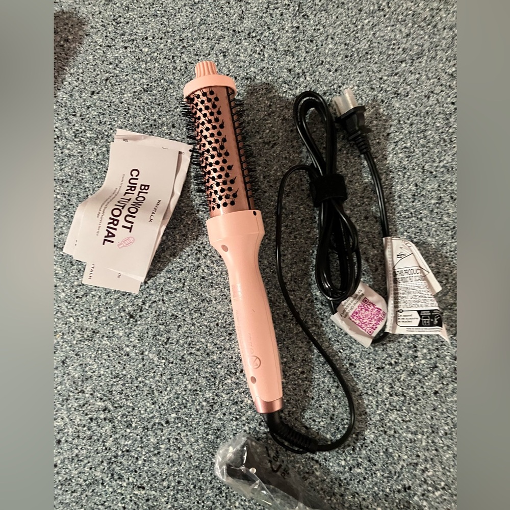 BRAND NEW Wavytalk Thermal Brush, Blowout Boost 1.5 inch Heated Round Brush,Pink - Picture 11 of 14